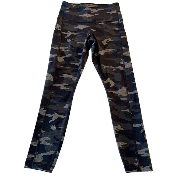 Athleta Pants Black Grey Camo 7/8 Length Athletic Leggings Size Women's XS - Picture 1 of 3